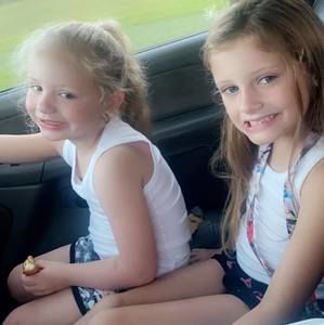 Meet your Posher, Lacy